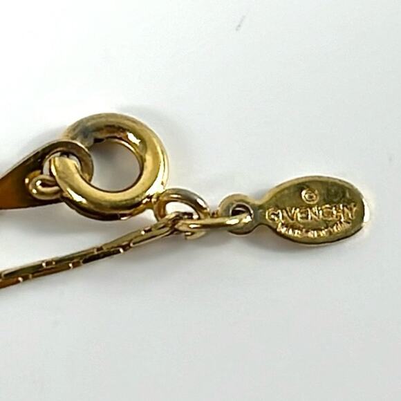 Givenchy Crystal G Pendant Necklace - Picture 6 of 8